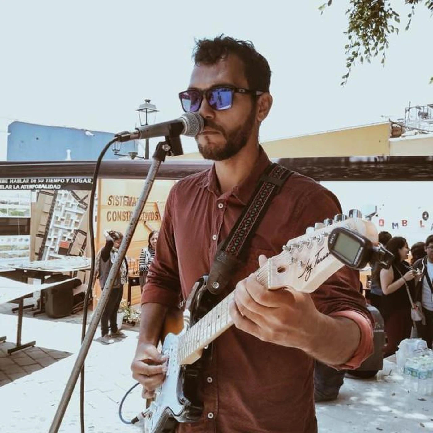 Beto Arancíbia Brand Page