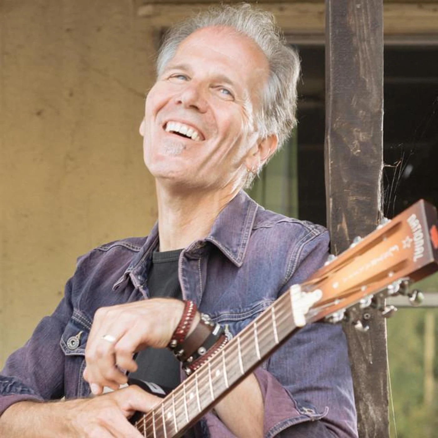 Brooks Williams Brand Page