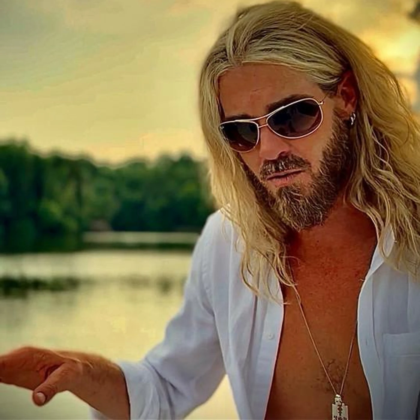 Bucky Covington Brand Page