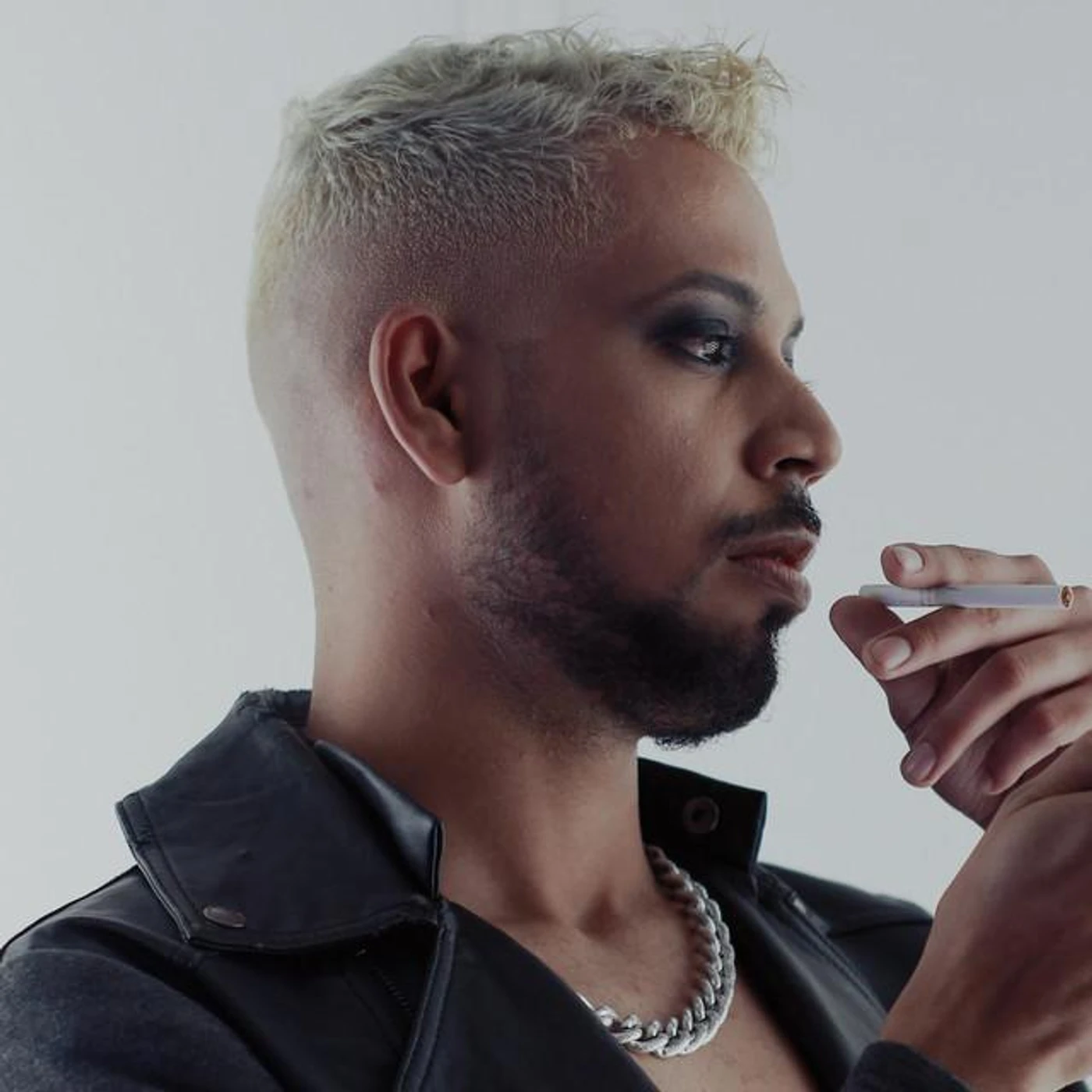 Carlos Lins Brand Page
