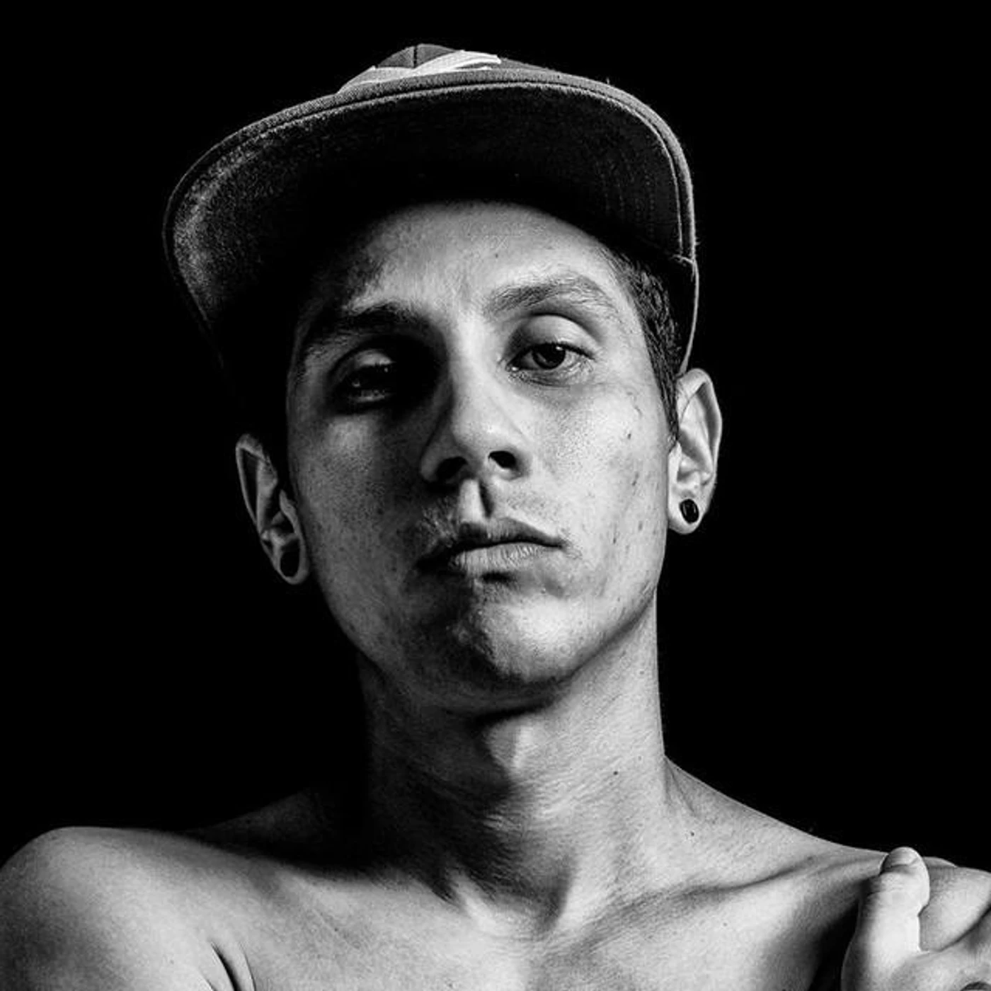 Carlos Verzo Brand Page