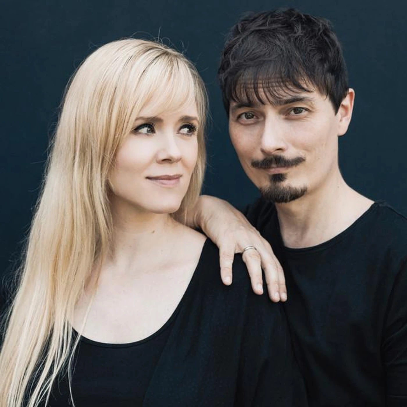 Carolin No Brand Page