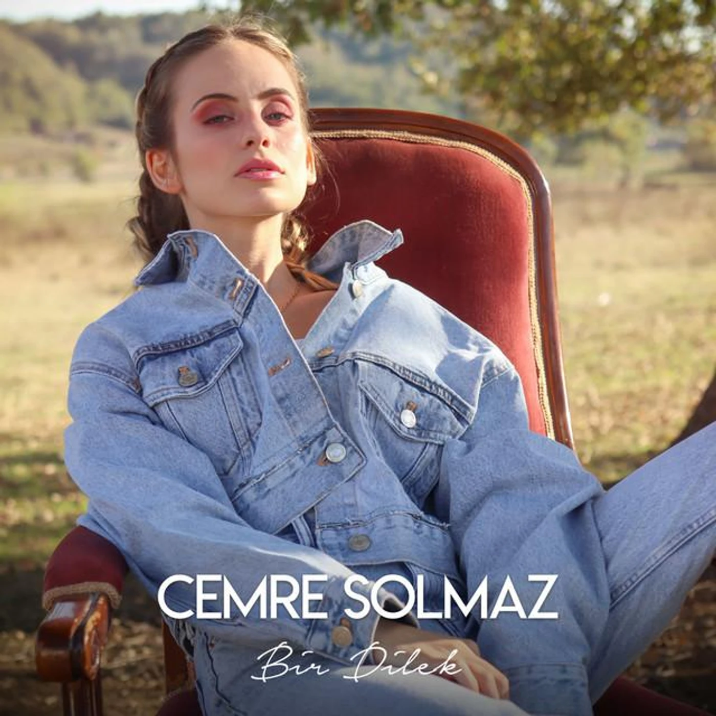 Cemre Solmaz Brand Page