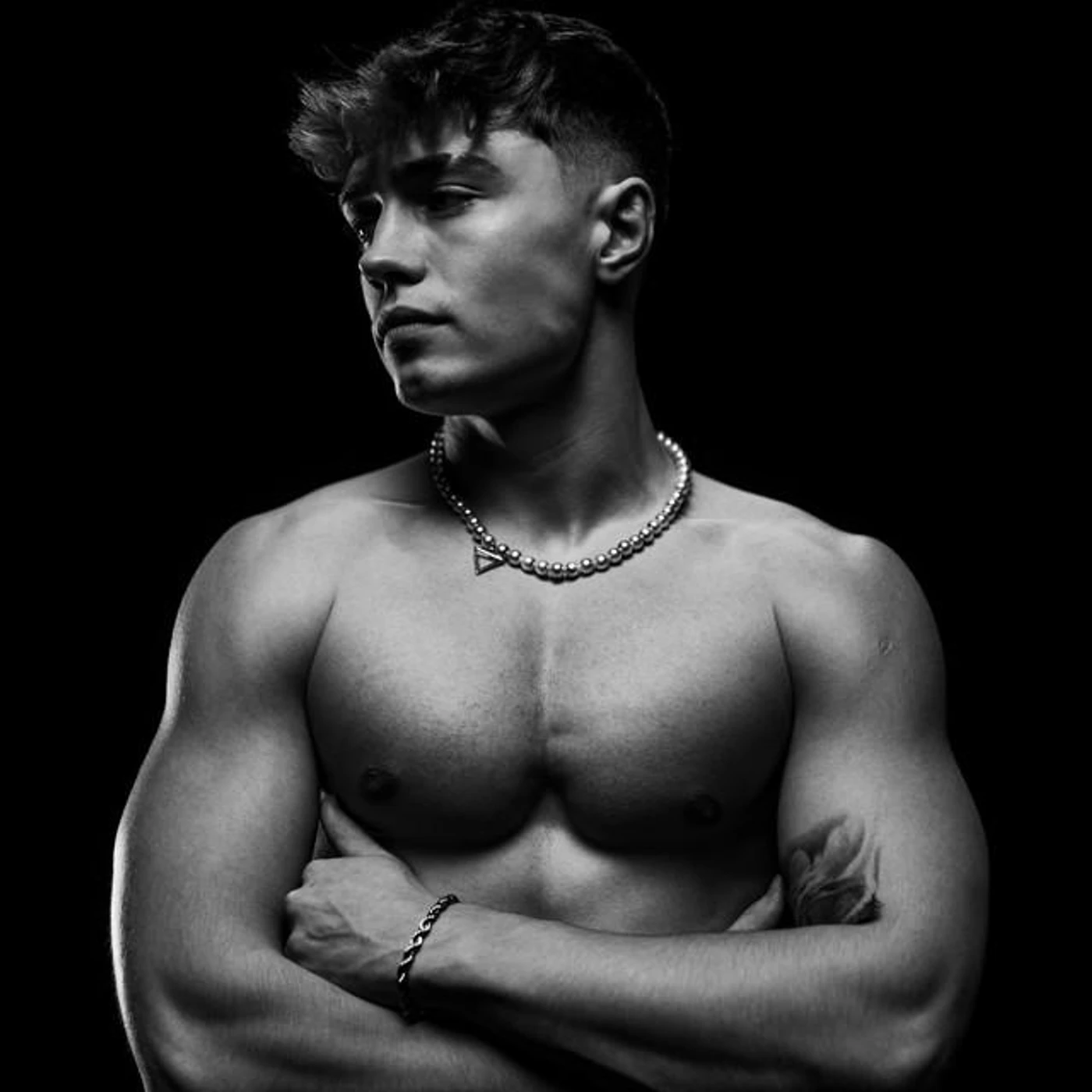 Cezary Nykiel Brand Page