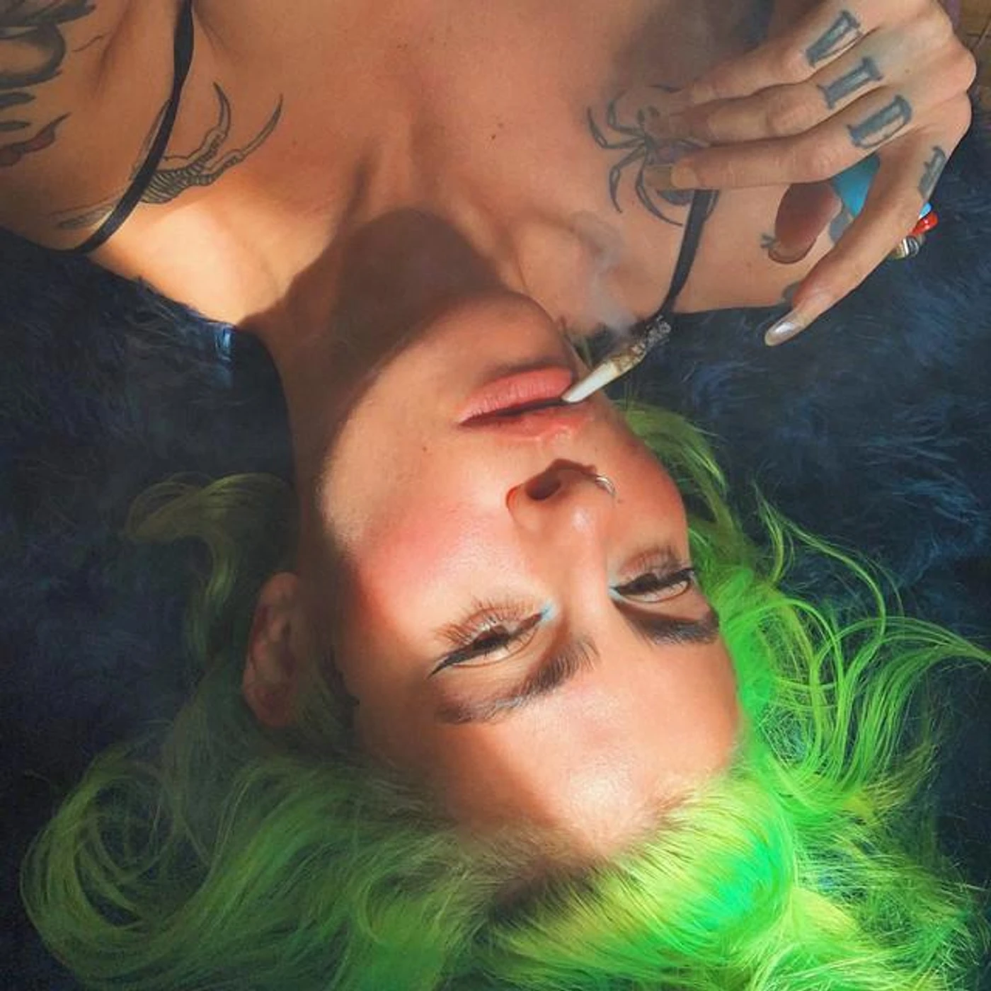 Charlieshe Brand Page