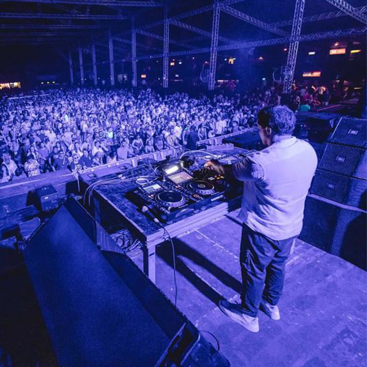 Claudio DKIvEr Brand Page