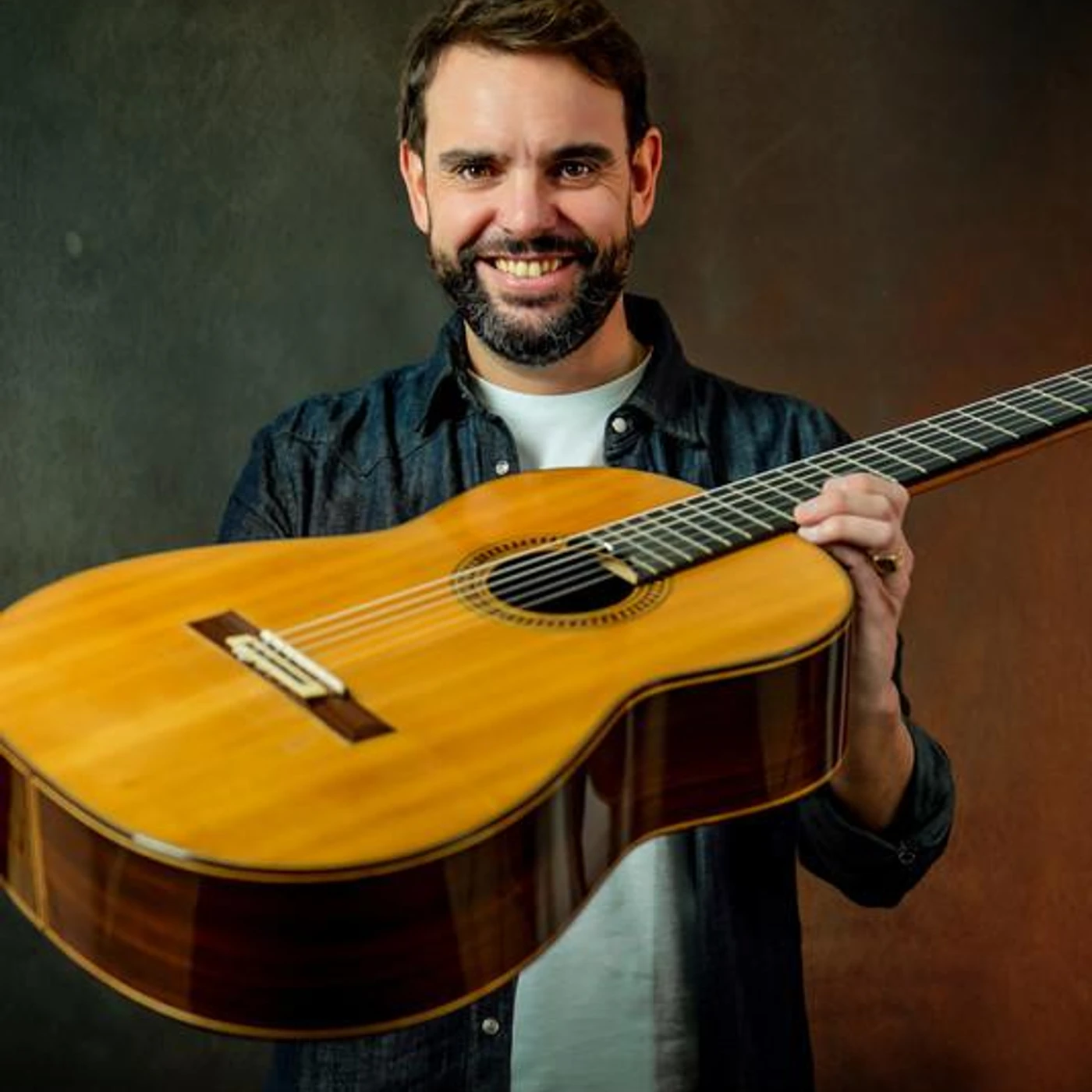 Dani de Morón Brand Page