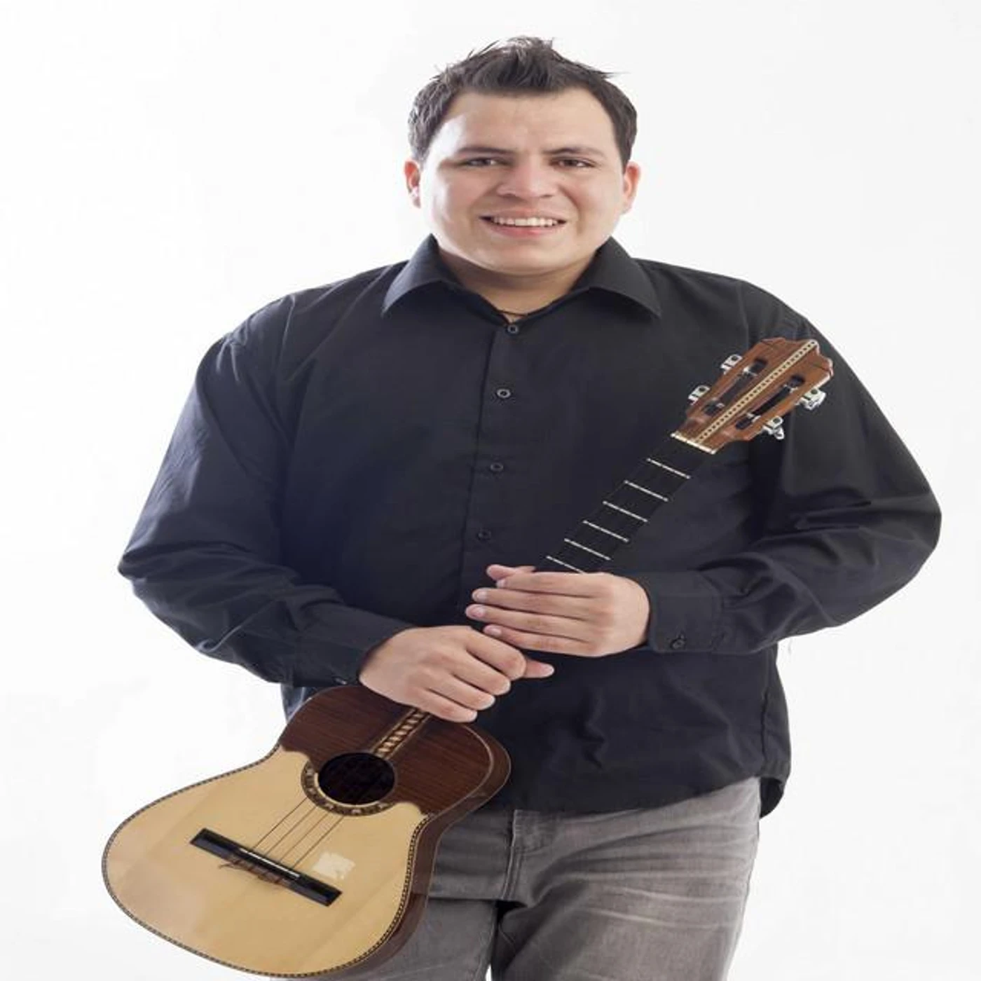 Daniel Requena Brand Page