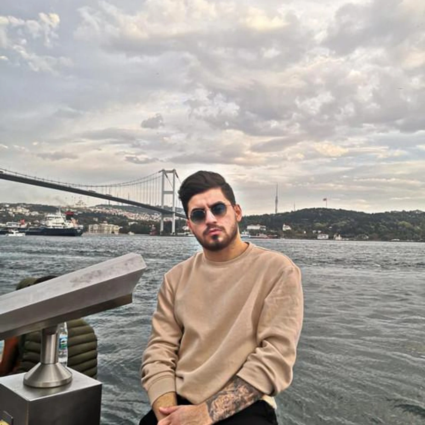 Dagcan Erdurak Brand Page