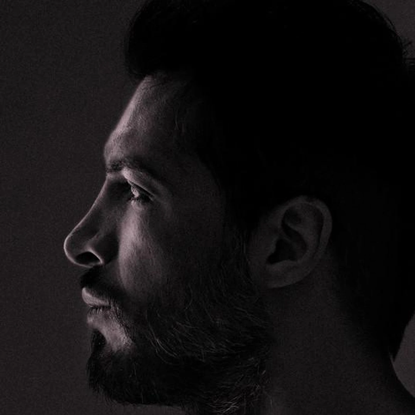 Dariush Azar Brand Page
