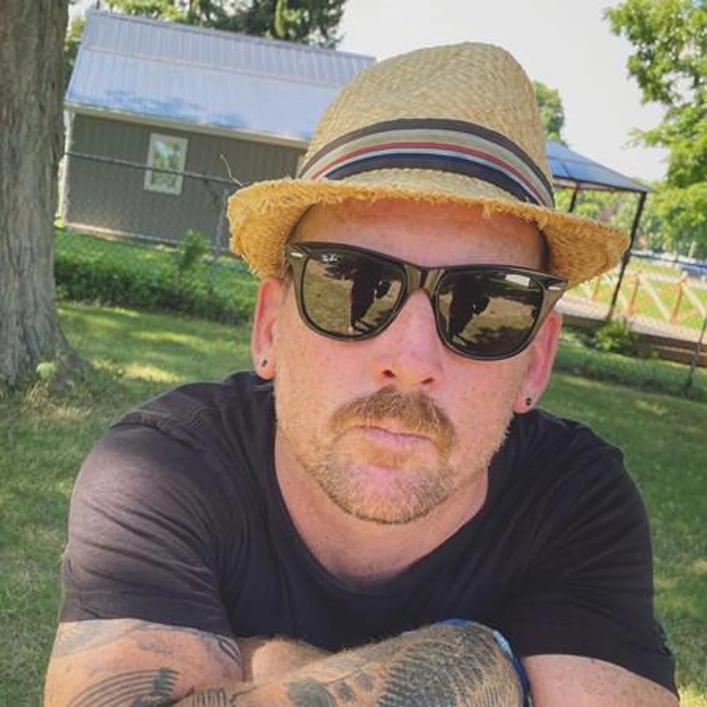 Deni Gauthier Brand Page