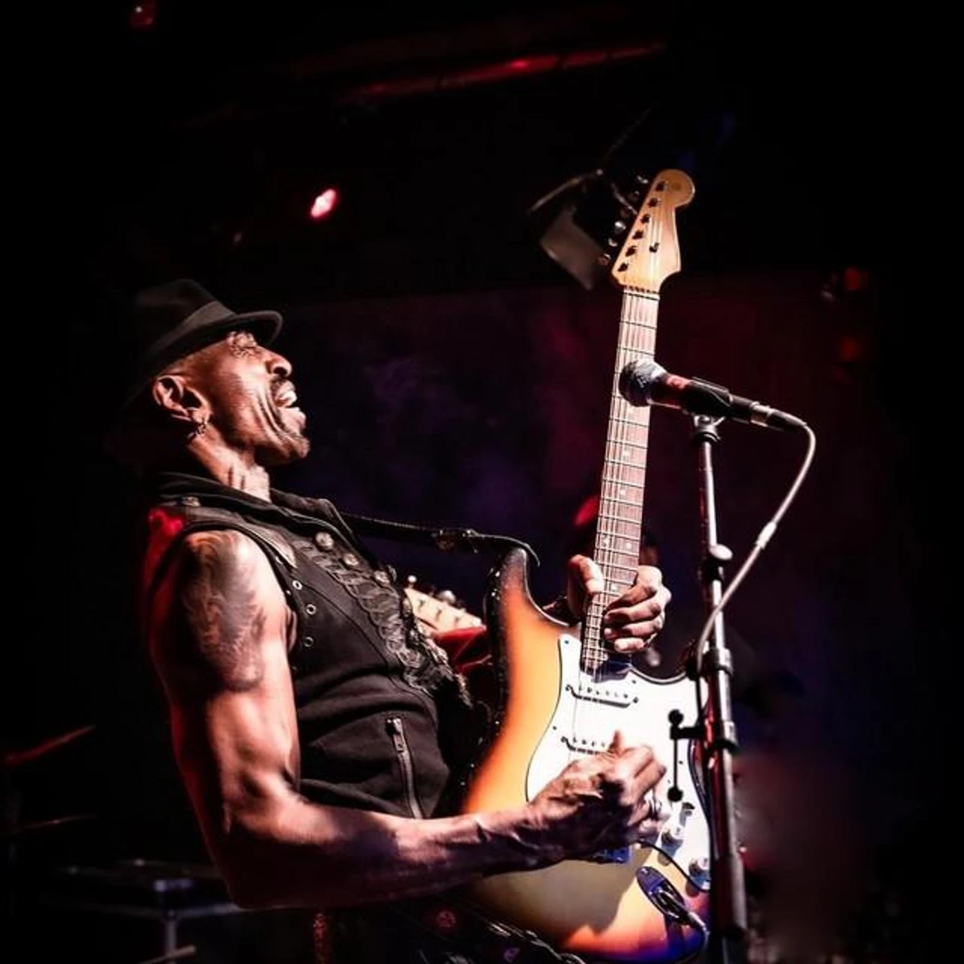 Dennis Jones Brand Page