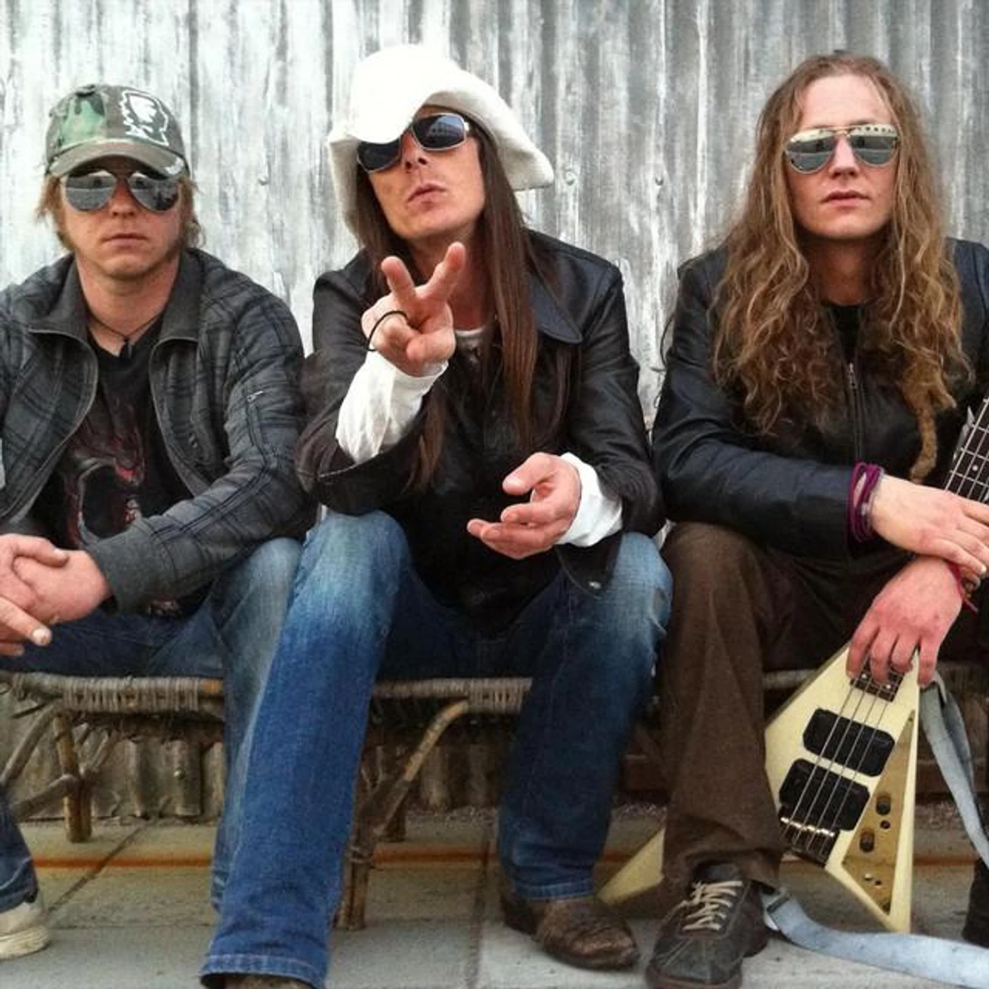 deafmazjiiN Brand Page