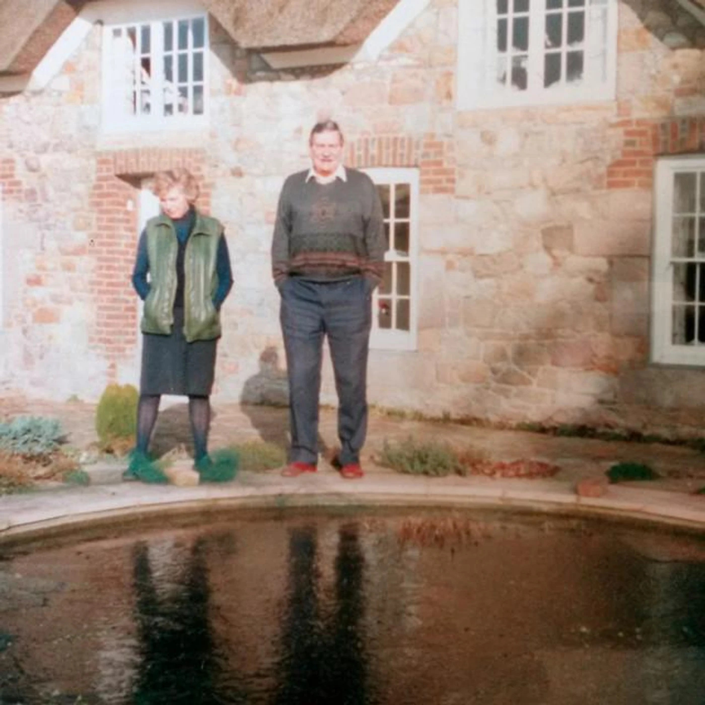 Deco Child Brand Page