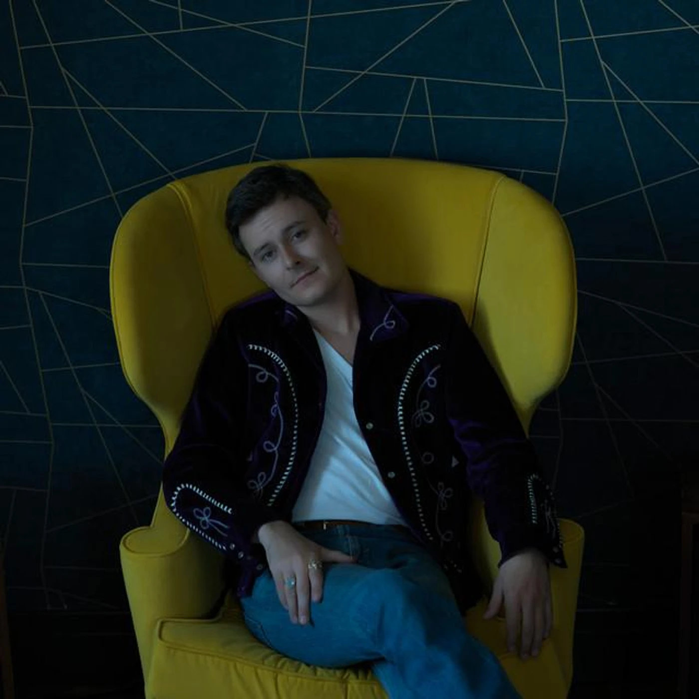 Dee White Brand Page