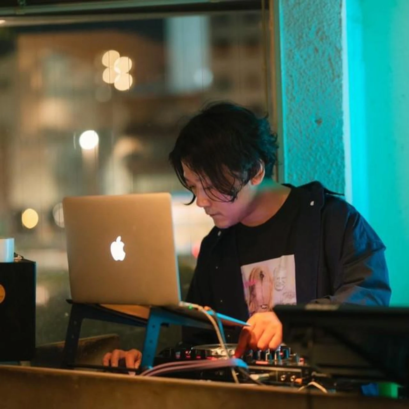 DJ Motive Brand Page