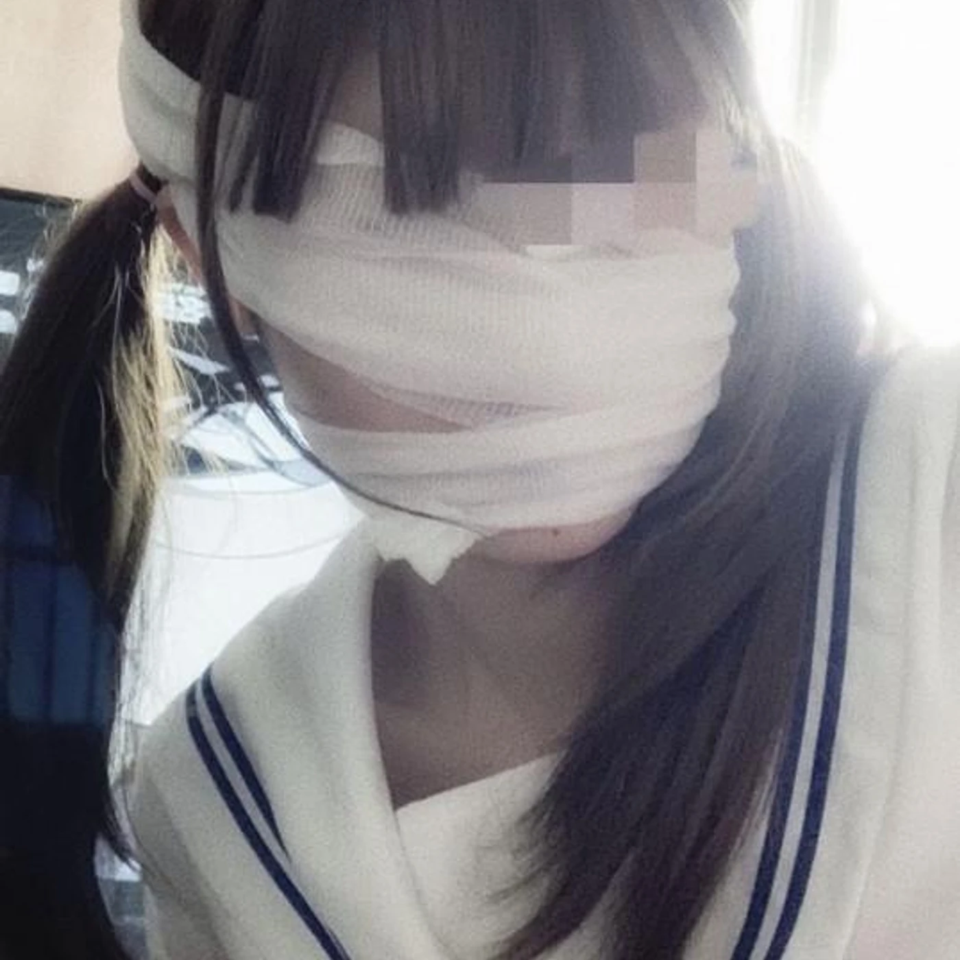Dontlookatmyface Brand Page