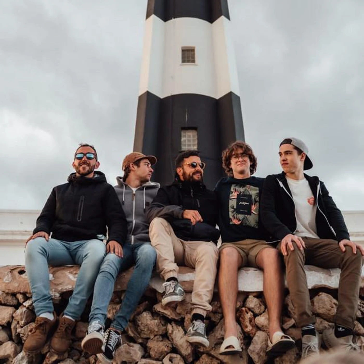 Dos Sipiots Brand Page