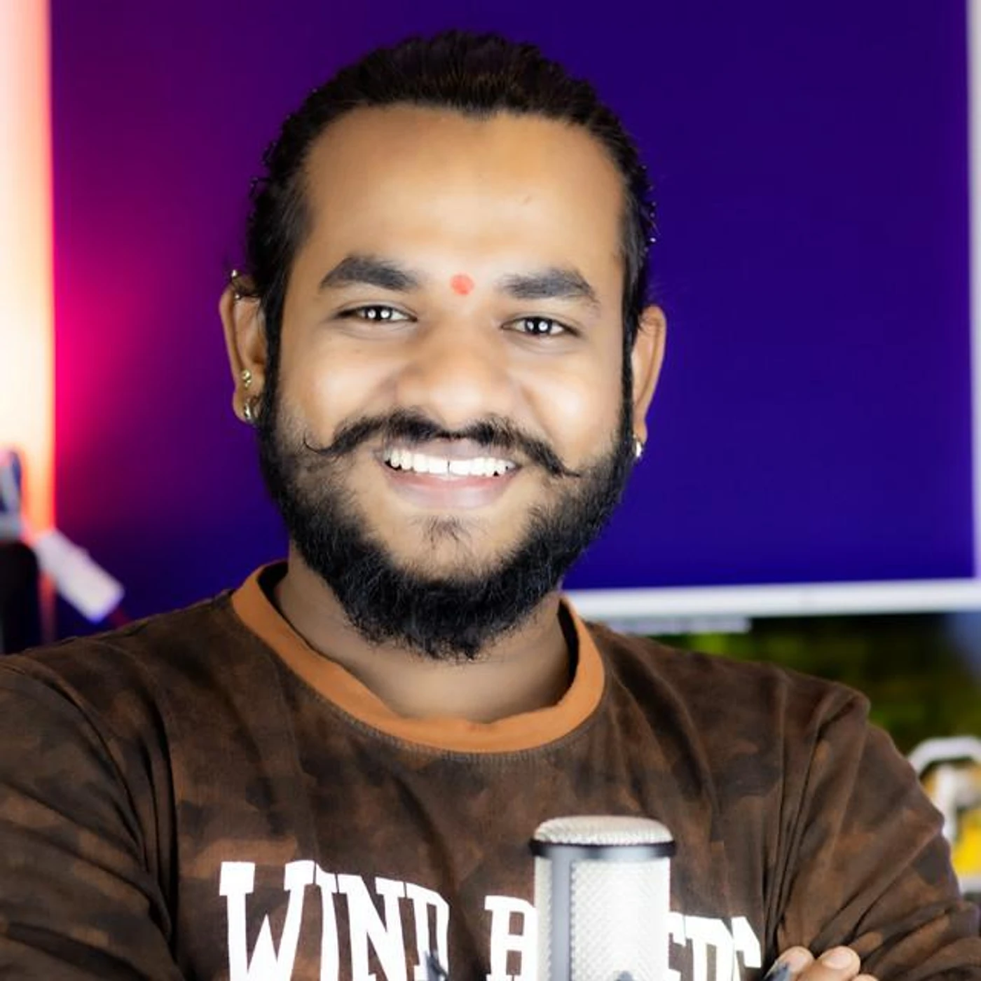 Dravesh Patil Brand Page