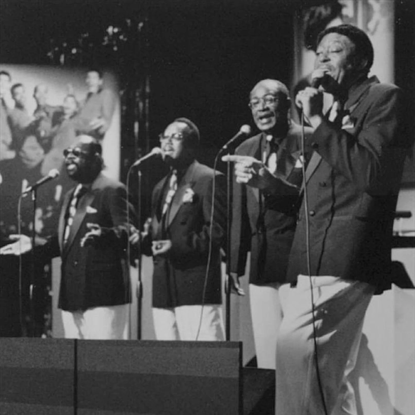 Earl Lewis & The Channels Brand Page