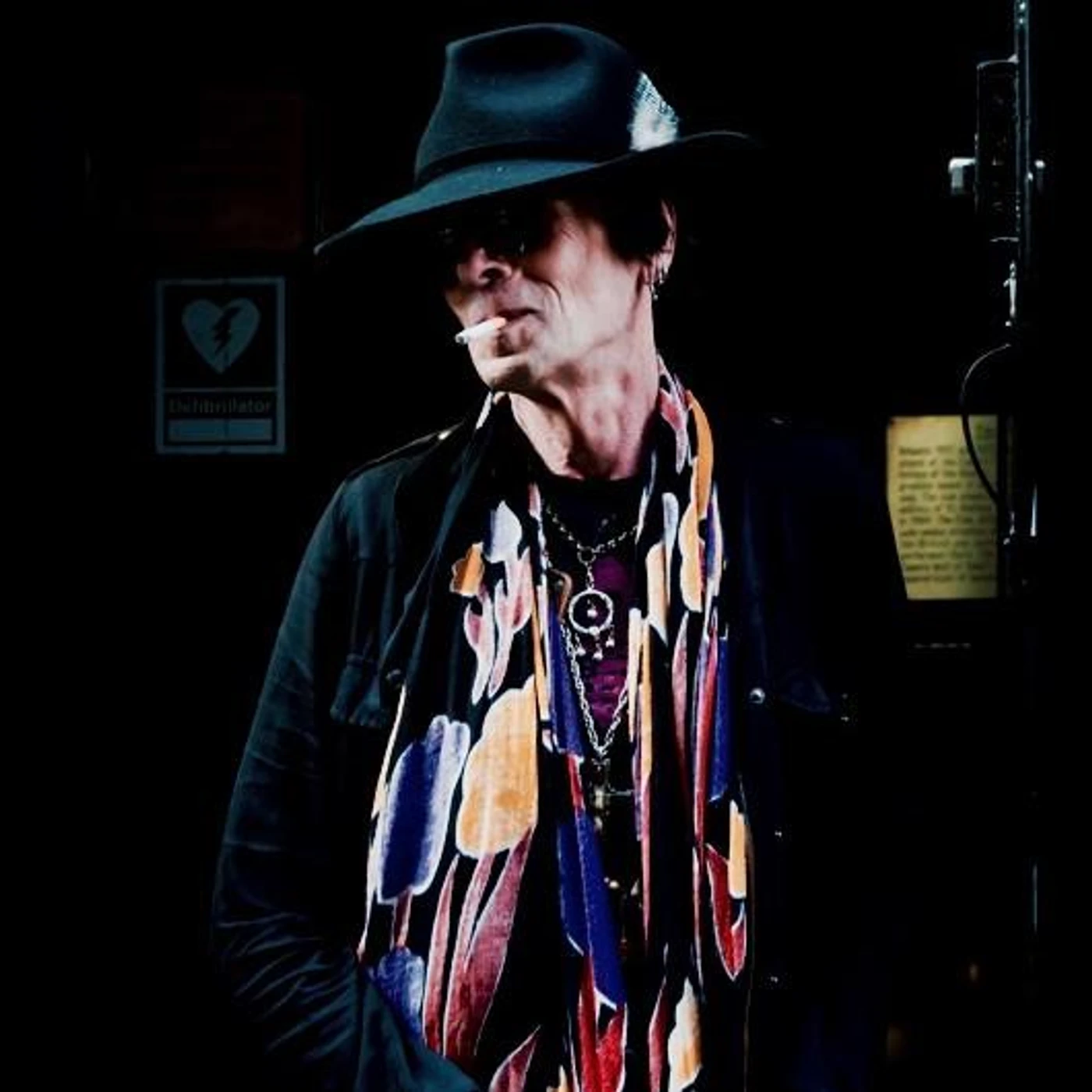 Earl Slick Brand Page