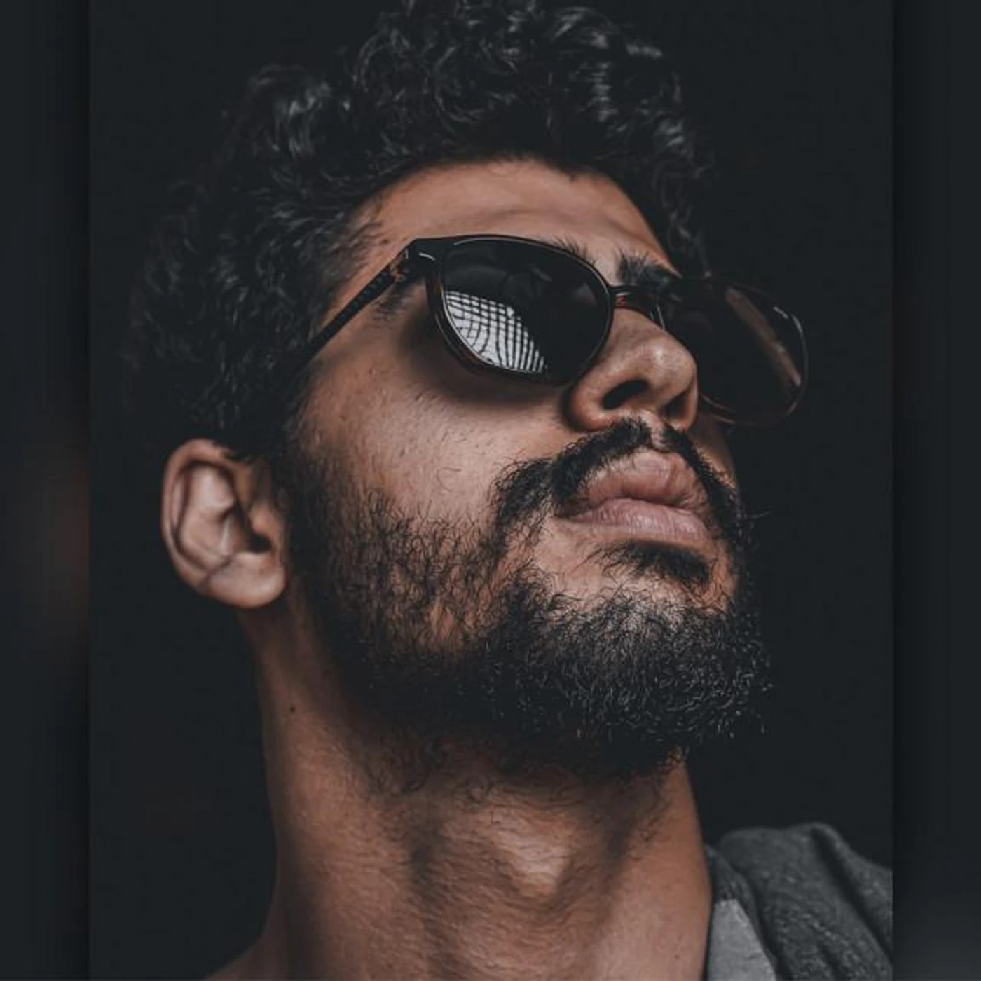 Elos Byuri Brand Page