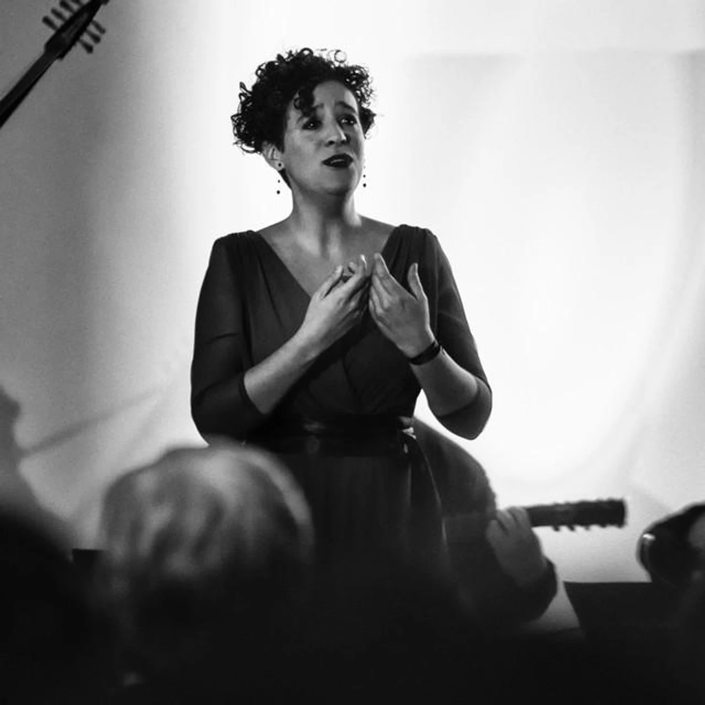 Elia Casanova Brand Page