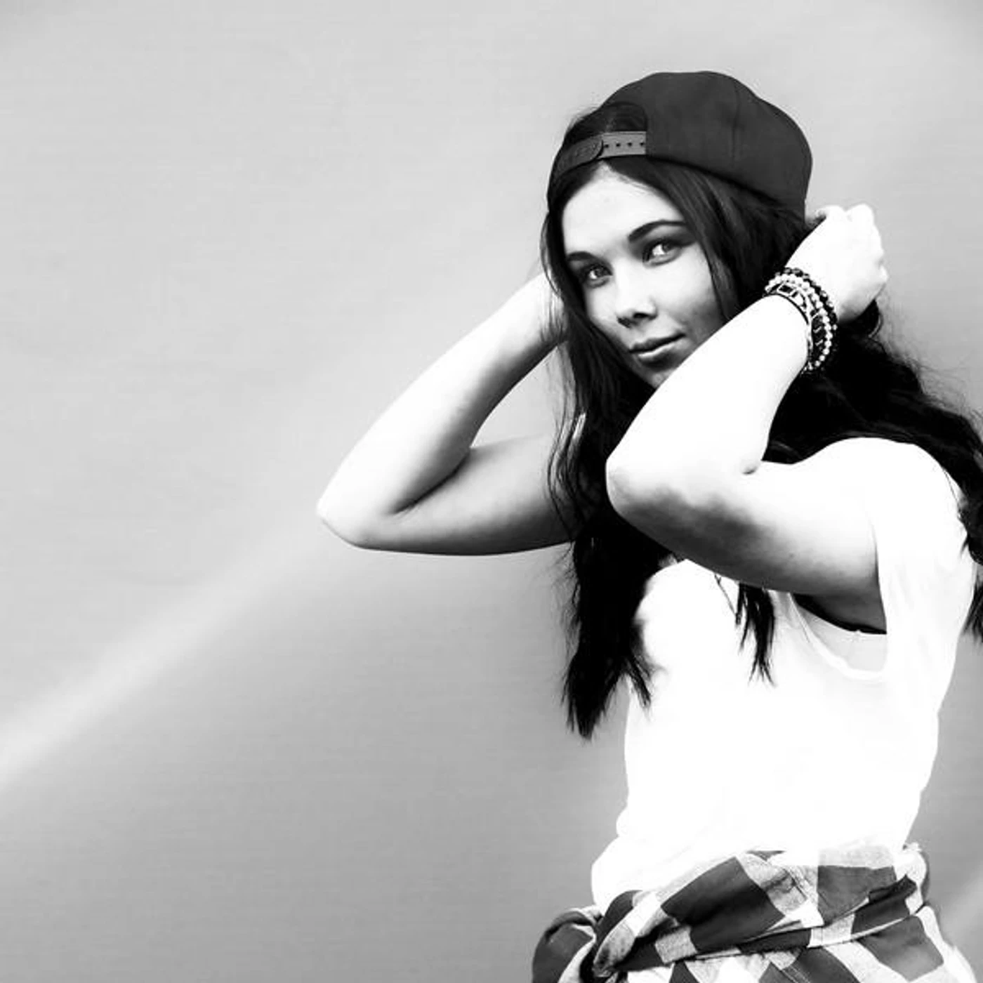 Ella Sanoo Brand Page