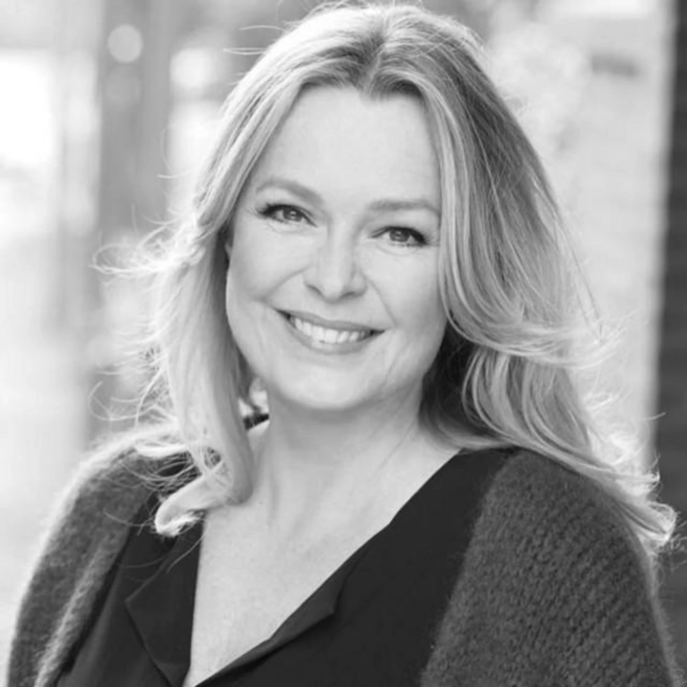 Esther Hart Brand Page