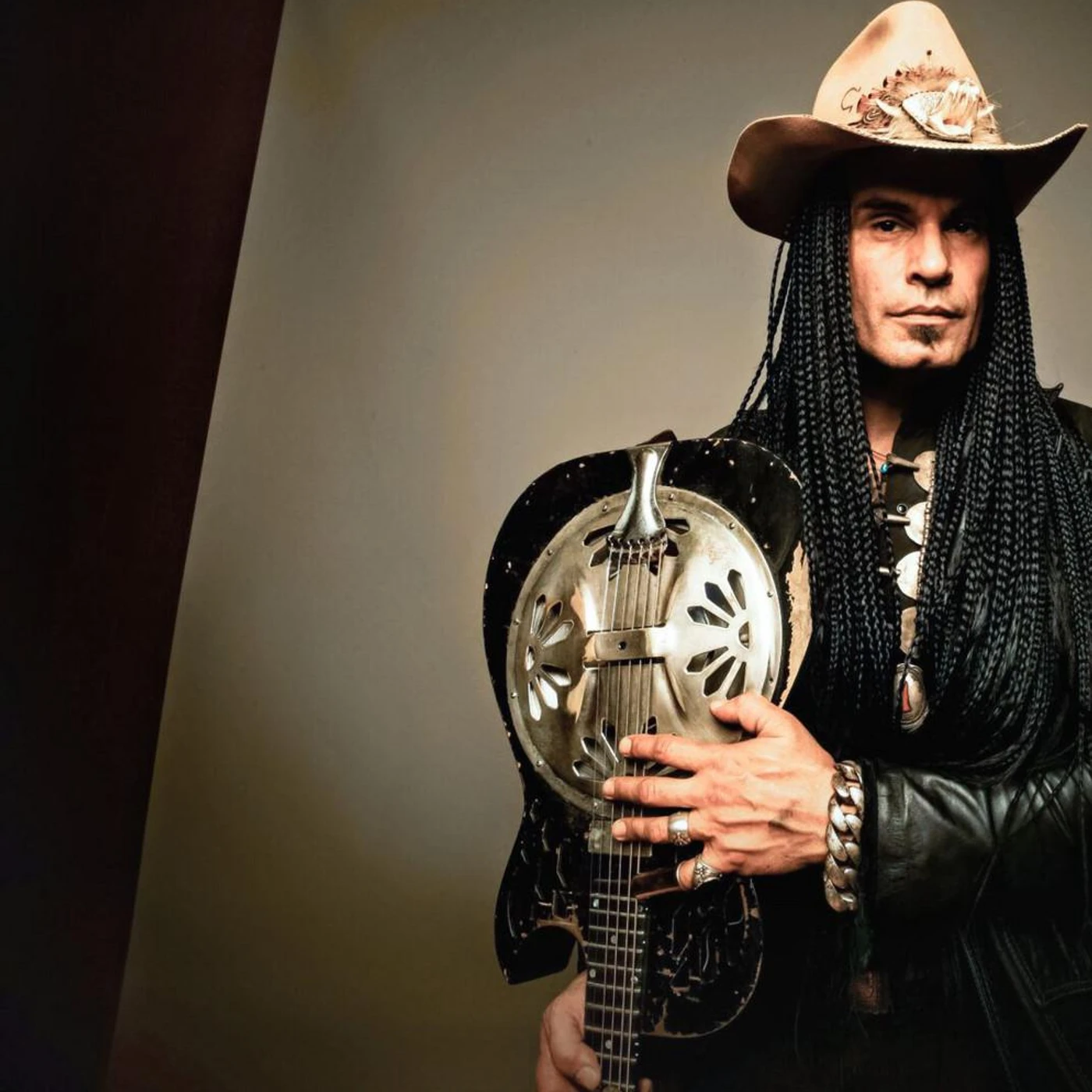 Eric Sardinas Brand Page