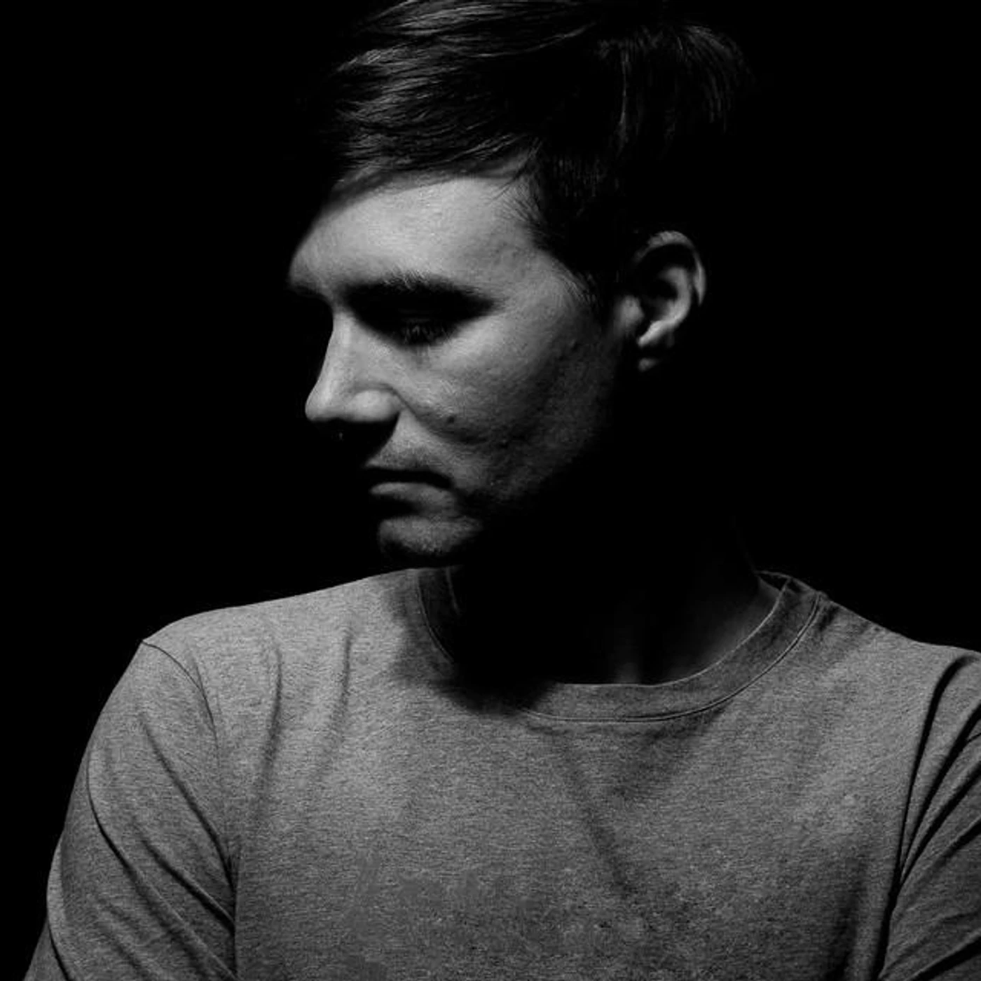 Eric Sneo Brand Page