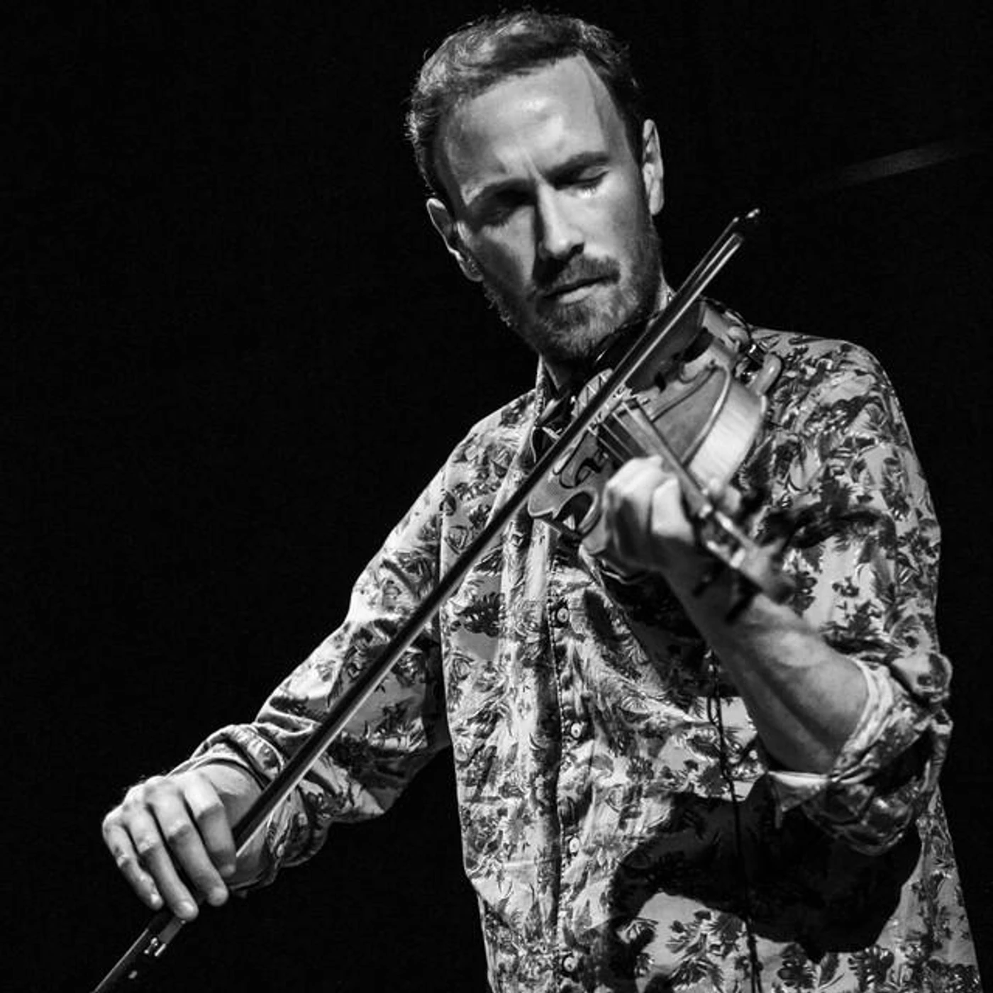 Erlend Viken Brand Page