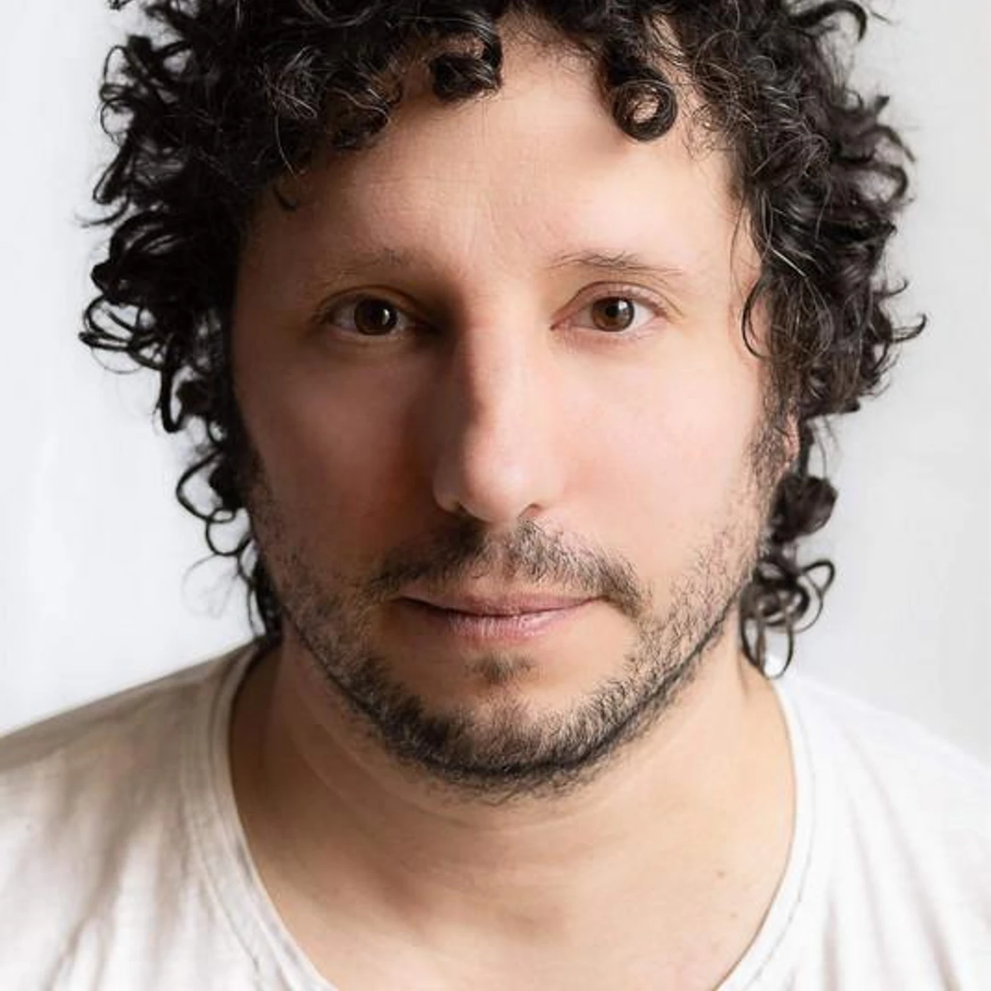 Etienne Lessard Brand Page