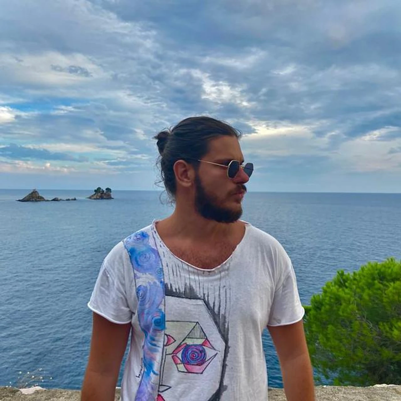 Etzu Mahkayah Brand Page