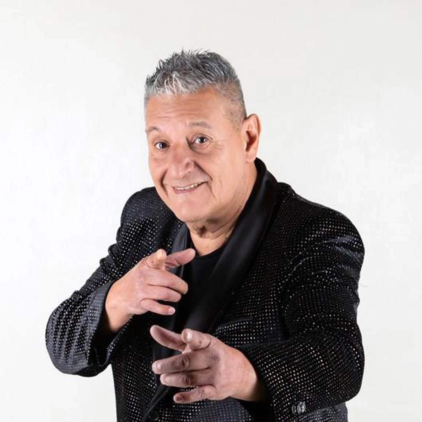 Ezequiel El Brujo Brand Page