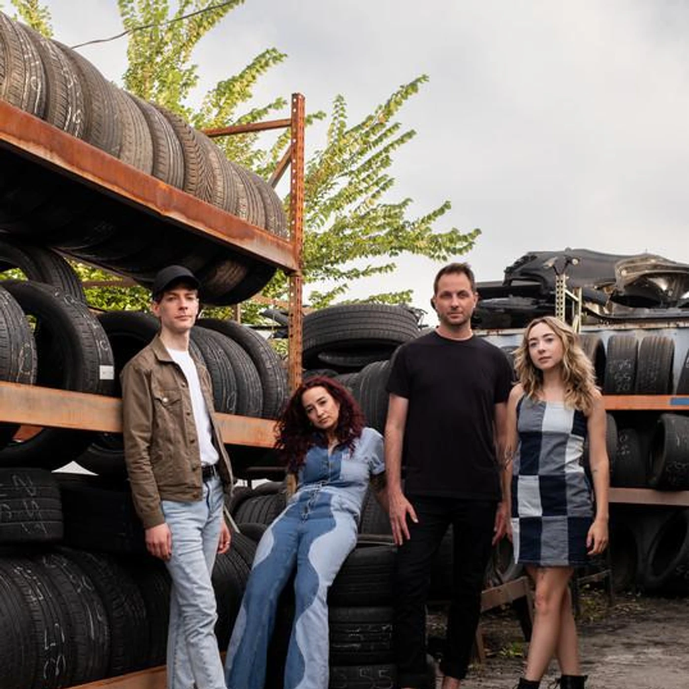 Flowerbomb Brand Page