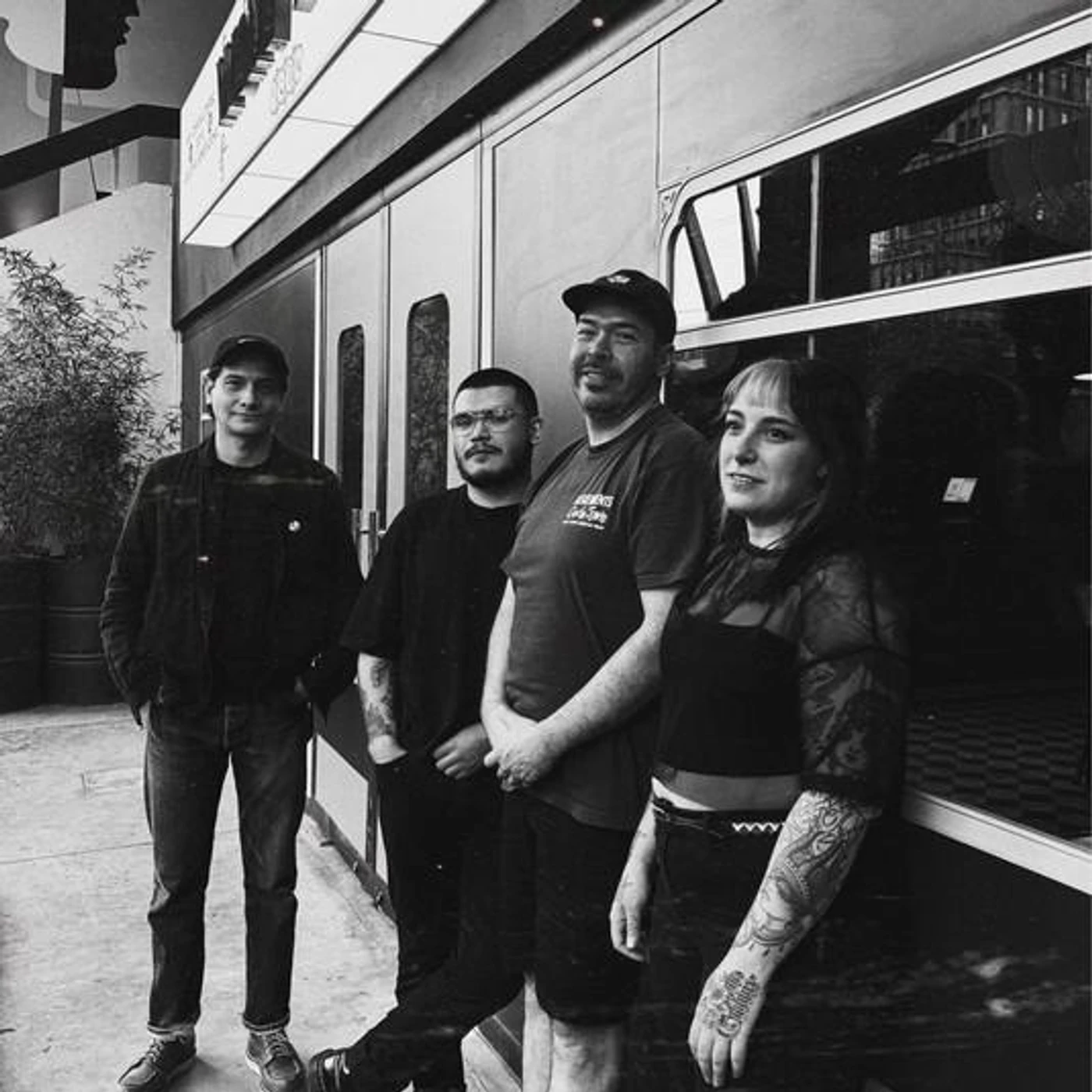 Flores y Fuego Brand Page