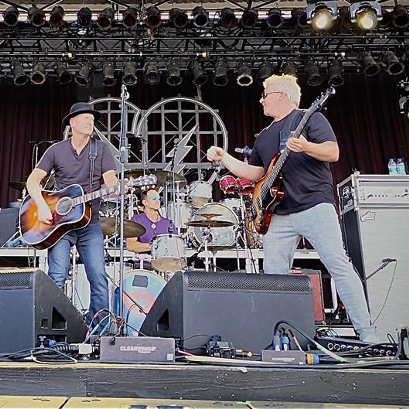 Freddy Jones Band Brand Page