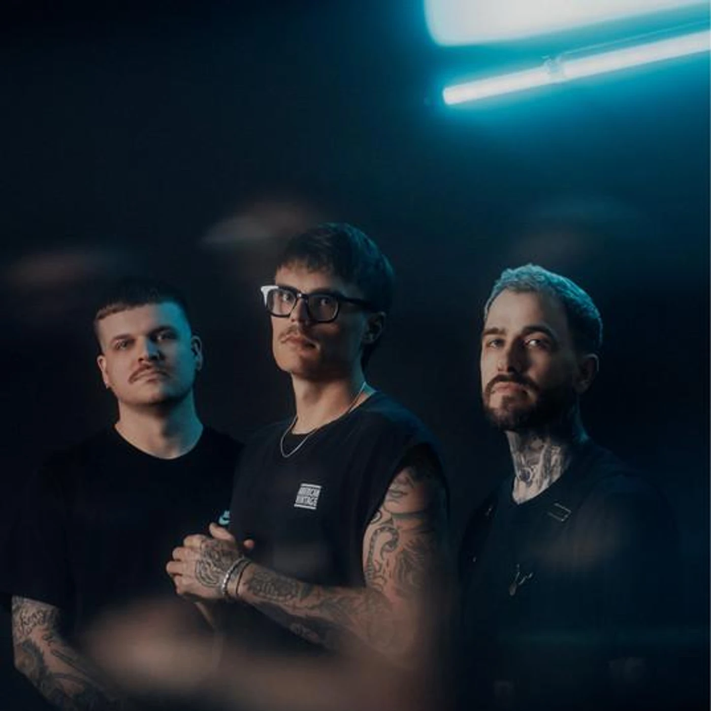 Friends Don´t Lie Brand Page