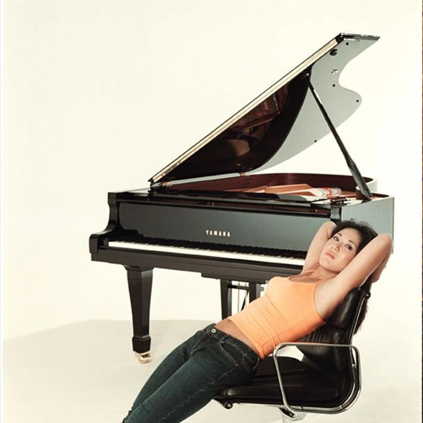 Fumiko Shiraga Brand Page