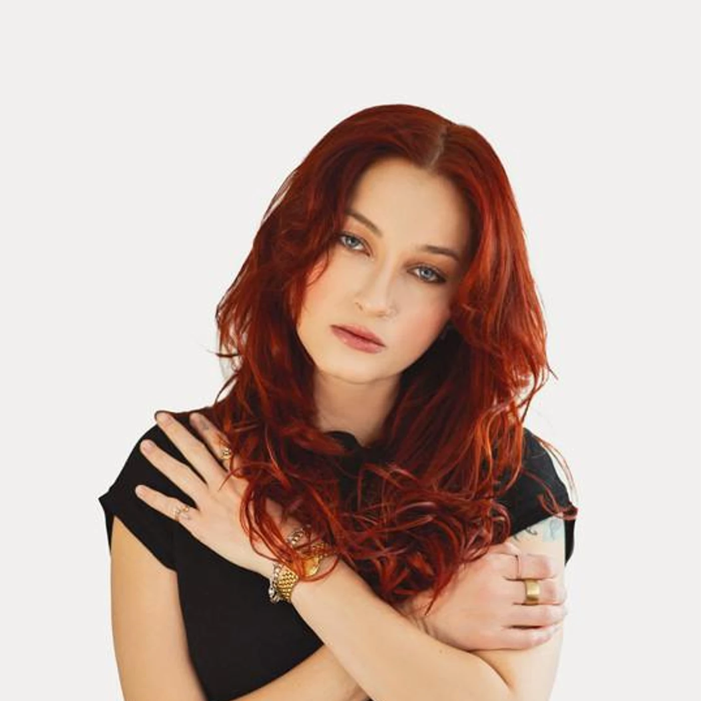 Güliz Ayla Brand Page