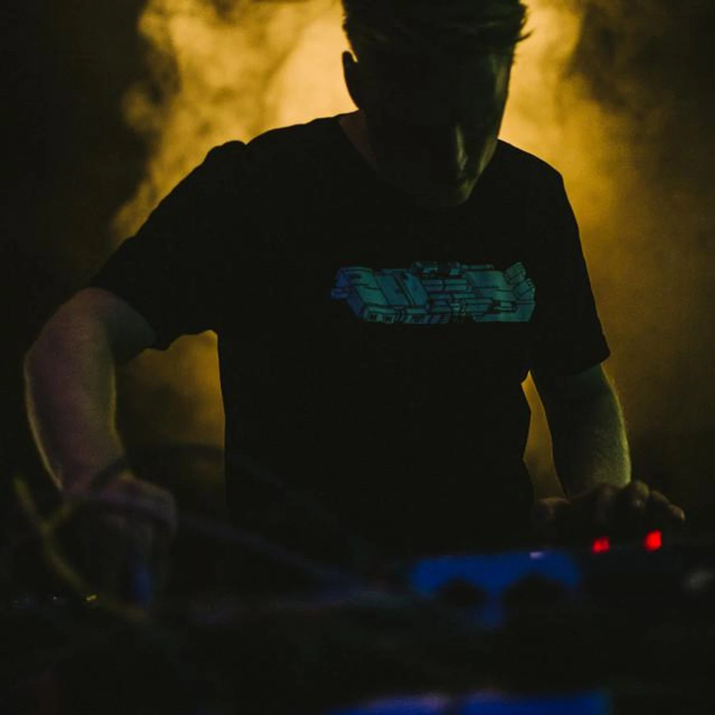 Garçon Taupe Brand Page