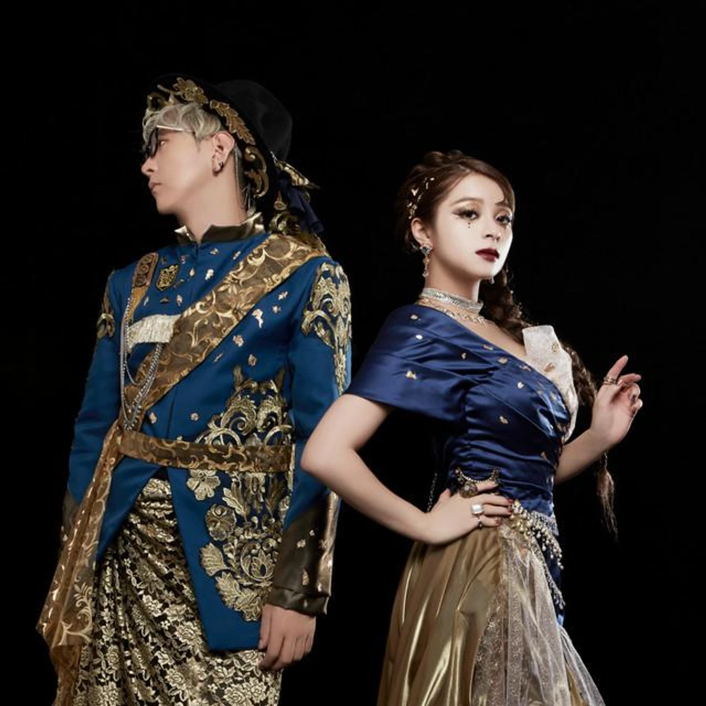 GARNiDELiA Brand Page