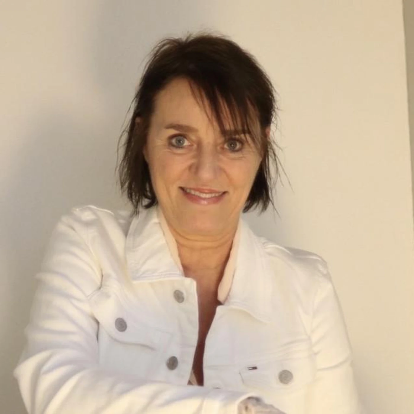 Helle Henning Brand Page