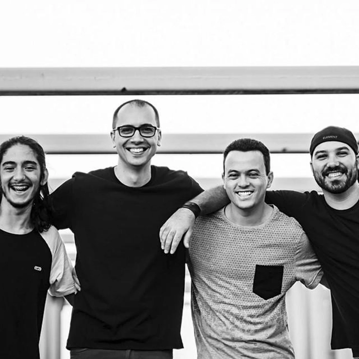 Hipertônica Brand Page