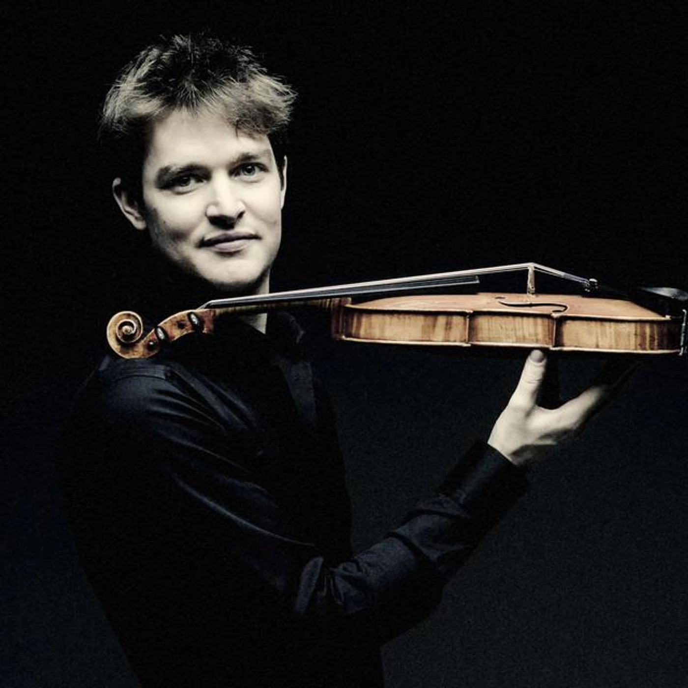 Hugo Ticciati Brand Page