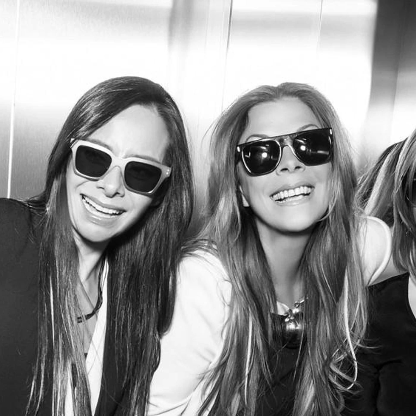 Ilse, Ivonne y Mimi Brand Page