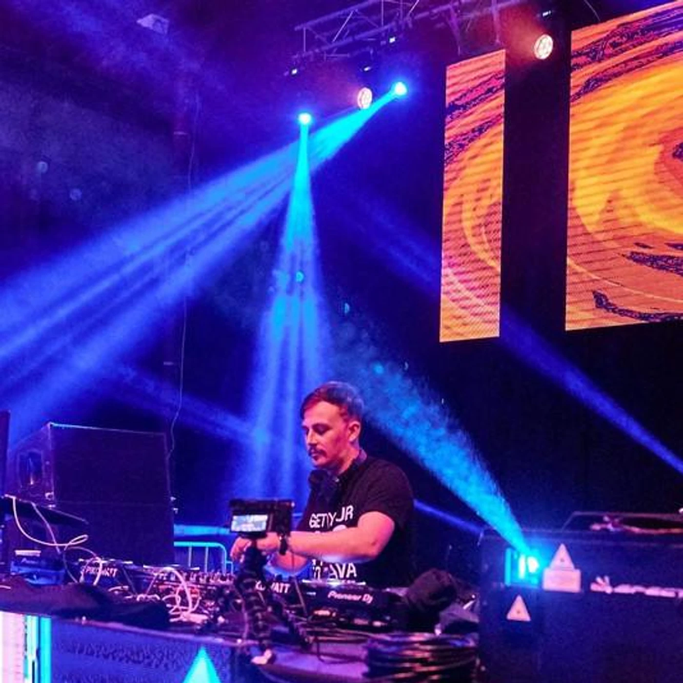 Iulian Badea Brand Page