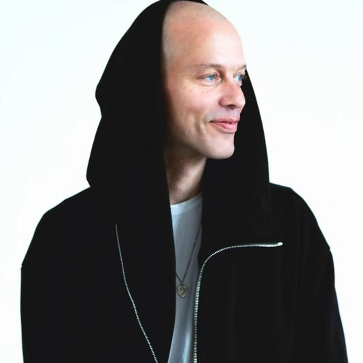 Jasper Høiby Brand Page