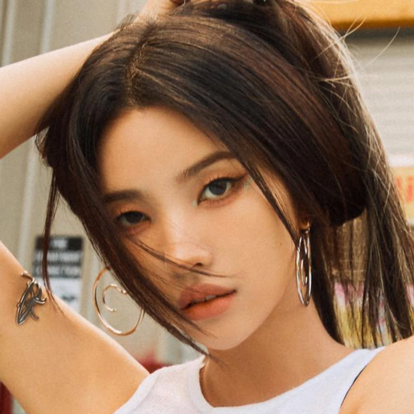 JEON SOYEON Brand Page